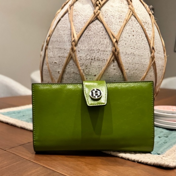 Bostanten Handbags - BOSTANTEN Womens Leather Wallet RFID Blocking, Olive Green, New, Never carried.